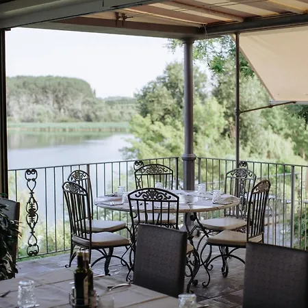 Le Ali Del Frassino Otel 4*