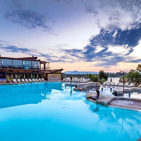 Otel Le Ali Del Frassino 4*