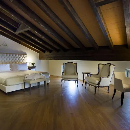 Le Ali Del Frassino 4*