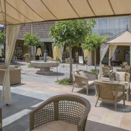 Le Ali Del Frassino 4*