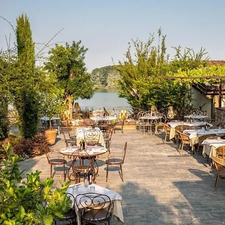 Le Ali Del Frassino Otel 4*